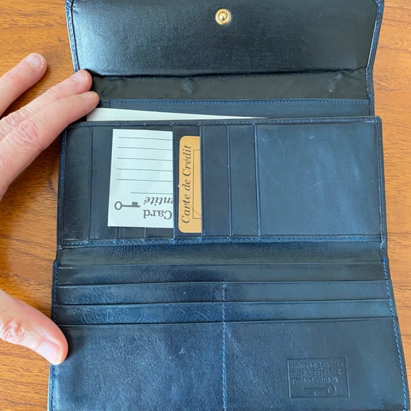 Rare Pedano Canada Womans Navy Leather Wallet - Picture 4 of 8